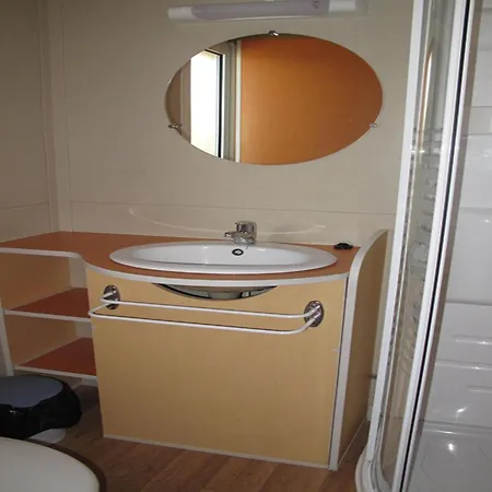 Fantastic Bungalow Equipped For 4 People