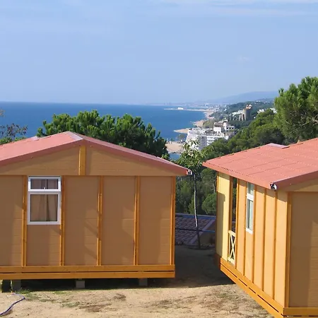 Fantastic Bungalow Equipped For 4 People Дом отдыха